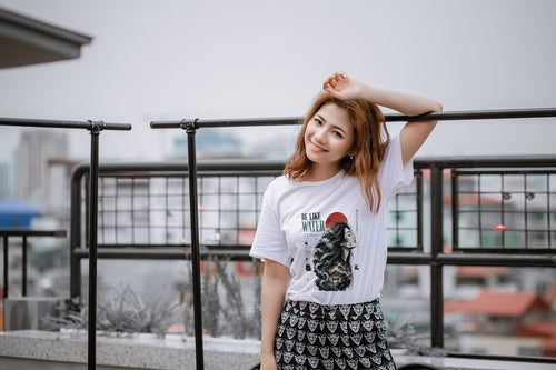 Be Like Water Cotton Oversized Classic Graphic T-Shirt